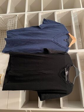 John Varvatos v neck t shirts